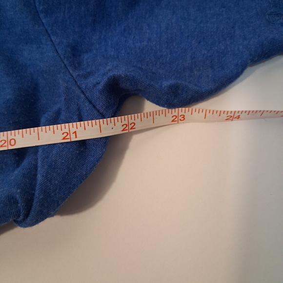 Blue Cat-Themed Graphic T-Shirt - Picture 5 of 6